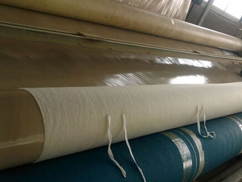 個(gè)舊樓頂排水板定制與選購指南 凸點(diǎn)排水板品牌與無紡布應(yīng)用解析