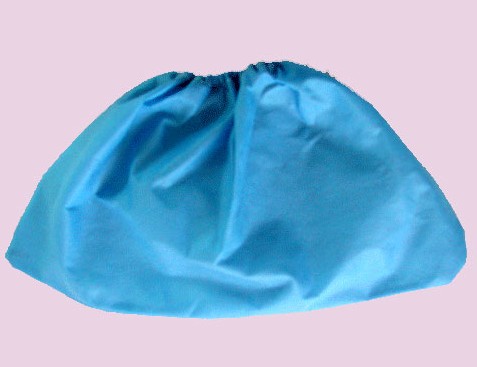 無(wú)紡布鞋套的廣泛應(yīng)用與優(yōu)優(yōu)無(wú)紡布網(wǎng)的資源優(yōu)勢(shì)